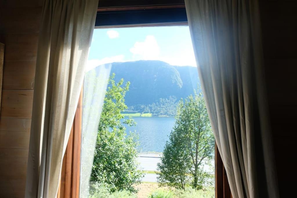 Apartment With Lake View In Jolster Årdal Eksteriør bilde