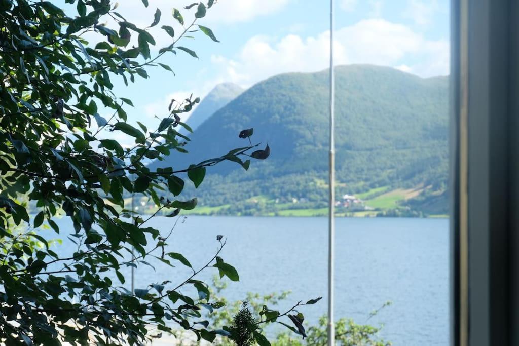 Apartment With Lake View In Jolster Årdal Eksteriør bilde