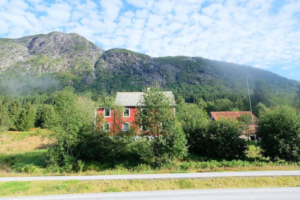 Apartment With Lake View In Jolster Årdal Eksteriør bilde